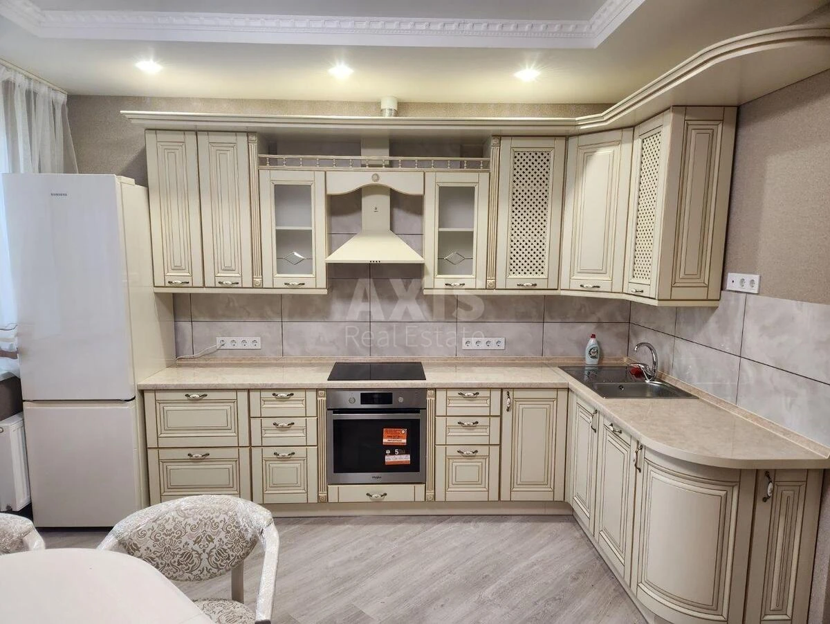 2к квартира ул. Михаила Максимовича 3Г64828