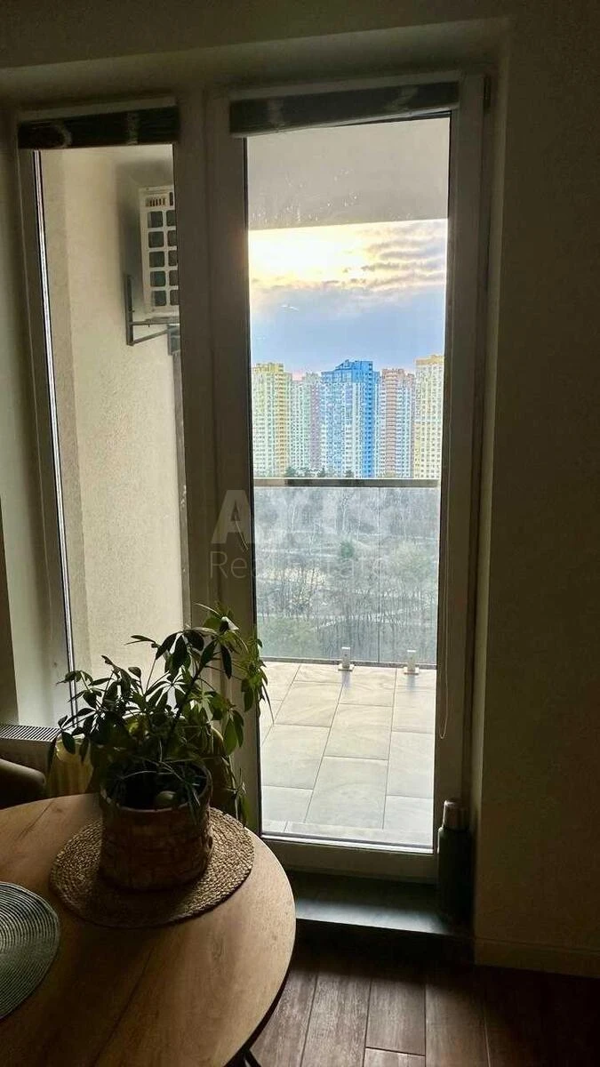 1k apartment vul. Zhmachenka Generala 28665574