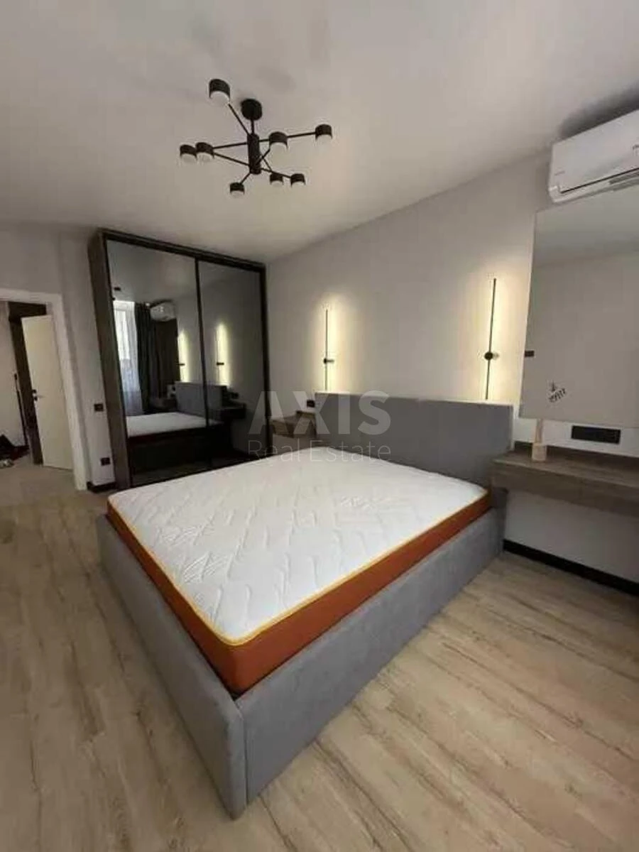 1k apartment vul. Rodyny Kristeriv 16671150