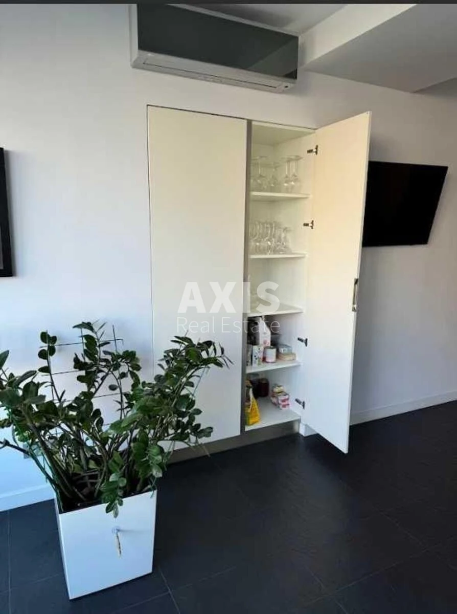 3k apartment vul. Александры Эстер 9700176