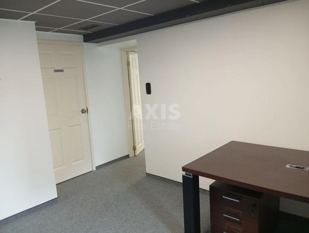 Office vul. Shovkovychna 42/44, 146m26696710