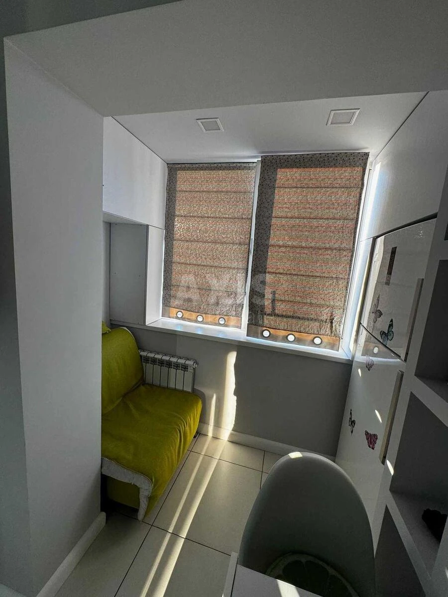 1k apartment pr-t Obolons'kyj 31701016