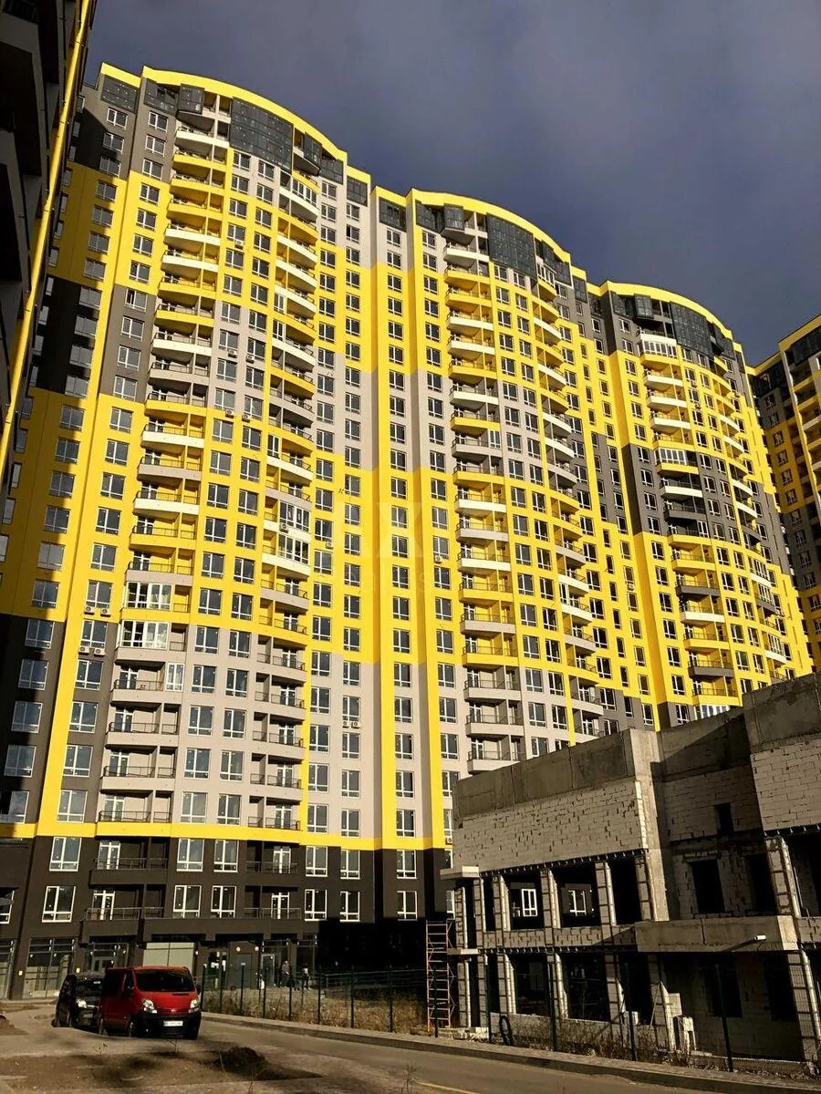 3к квартира вул. Радченка Петра 27/29