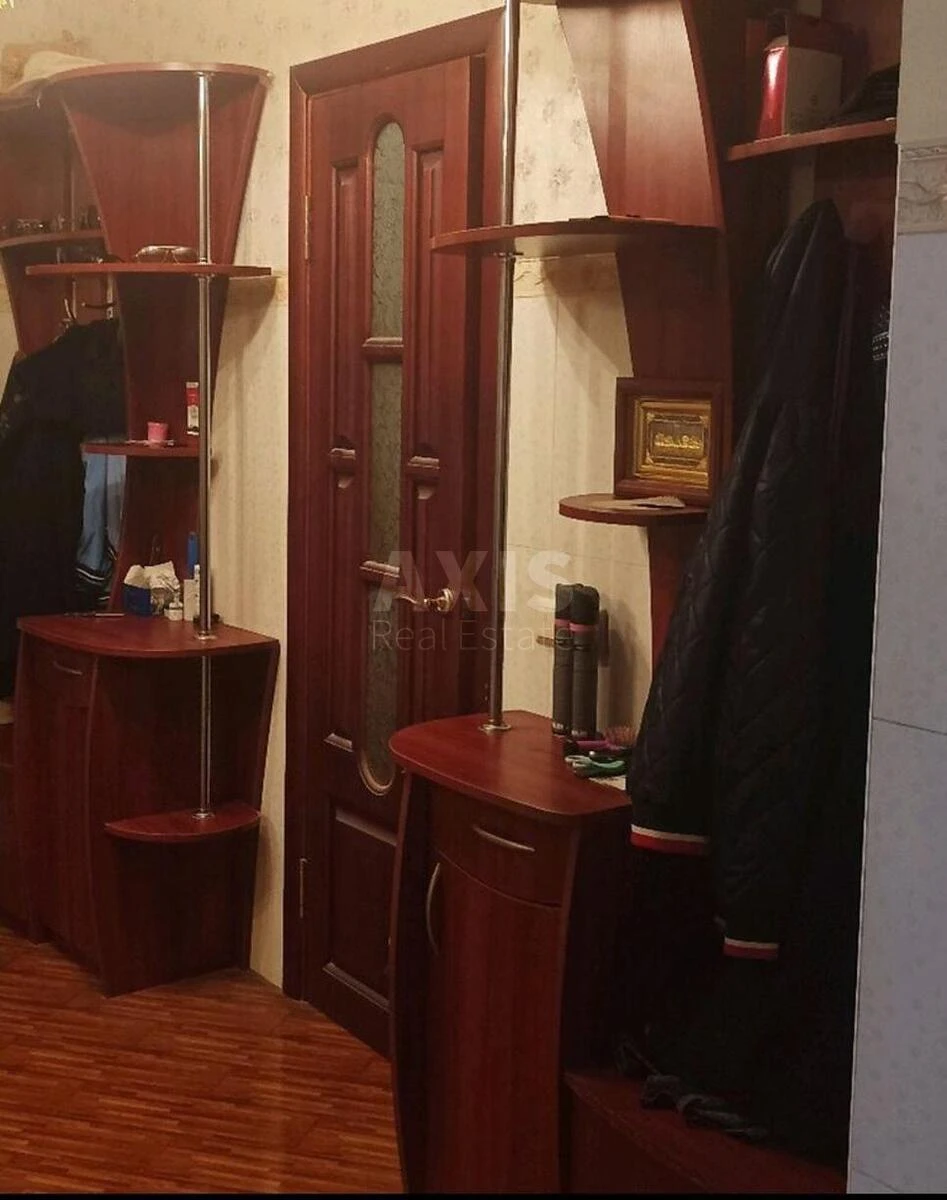 4k apartment nab. Dniprovs'ka 23642765