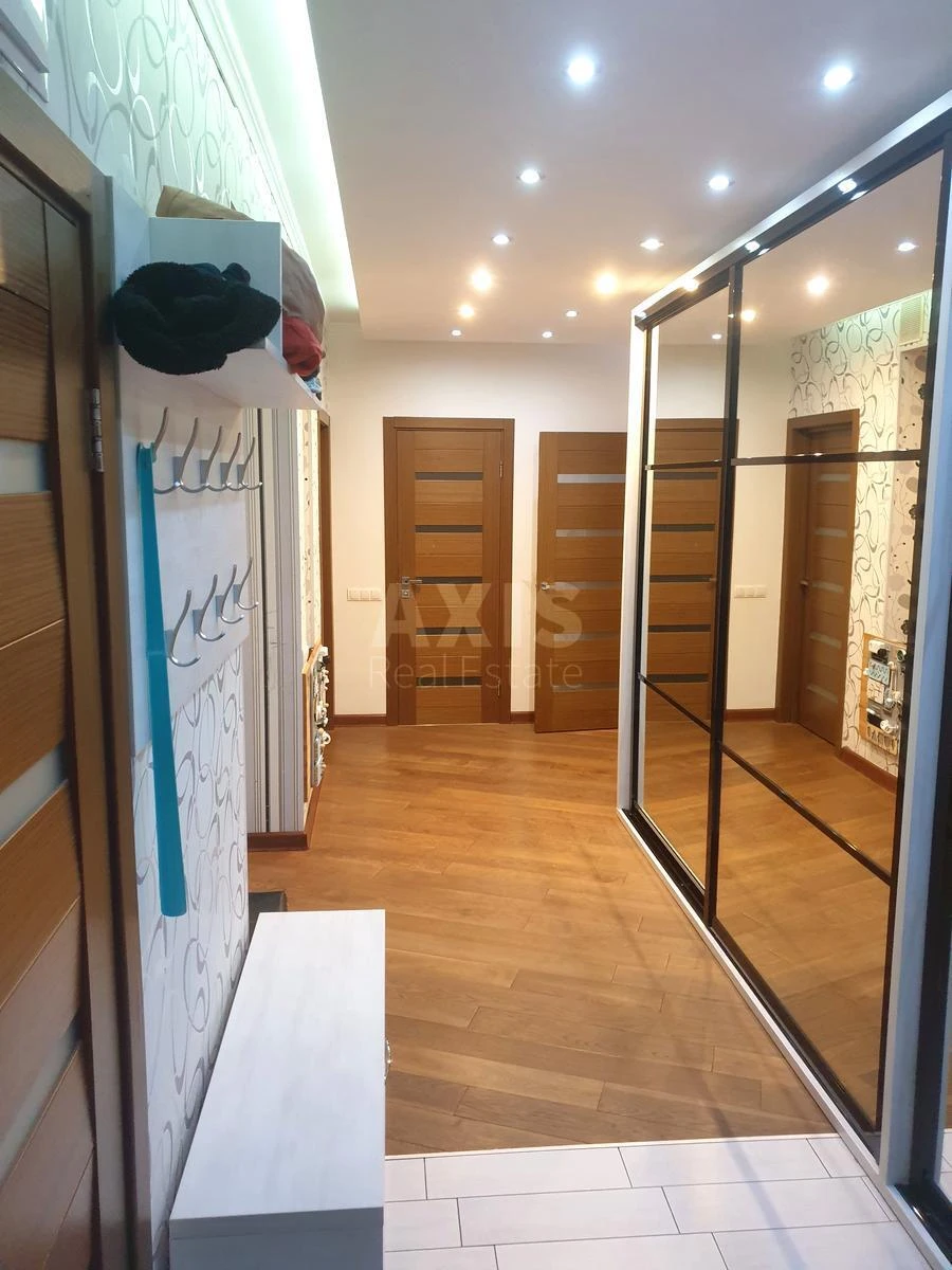 3k apartment vul. Bilec'kogo Akademika 207030519