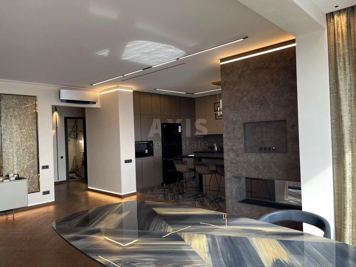 4k apartment vul. Instytuts'ka 18657470