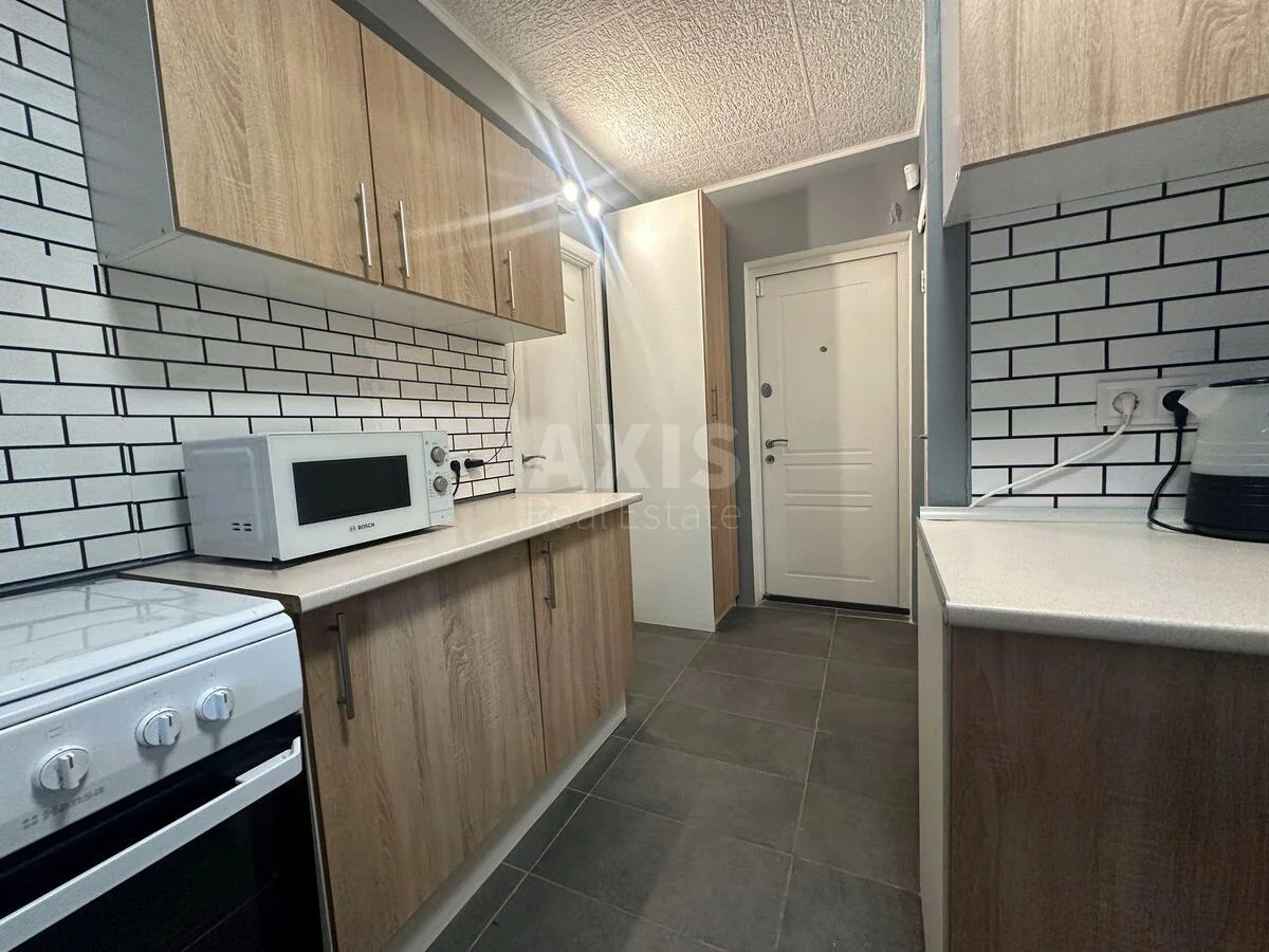 2к квартира ул. Героев Днепра 25