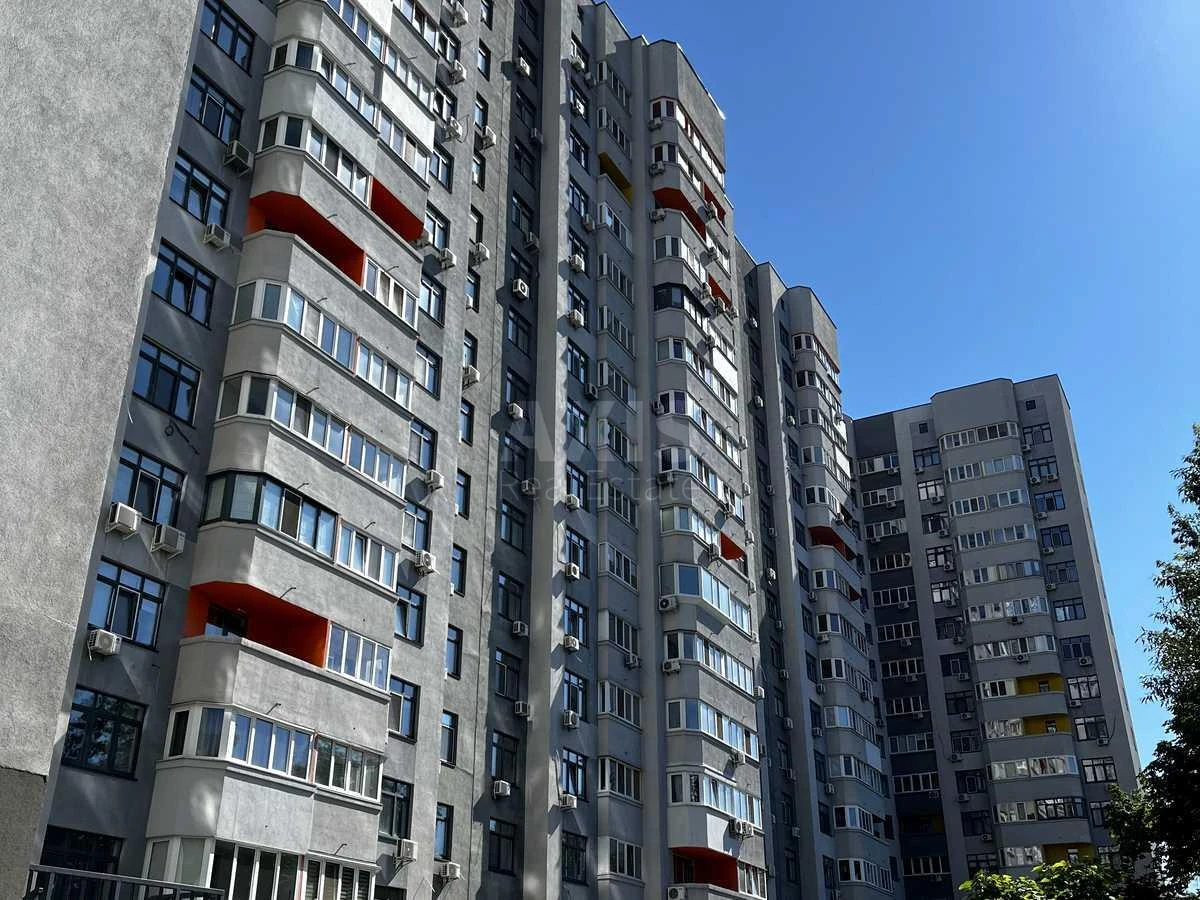 3к квартира пр-т Берестейский 71А7053016