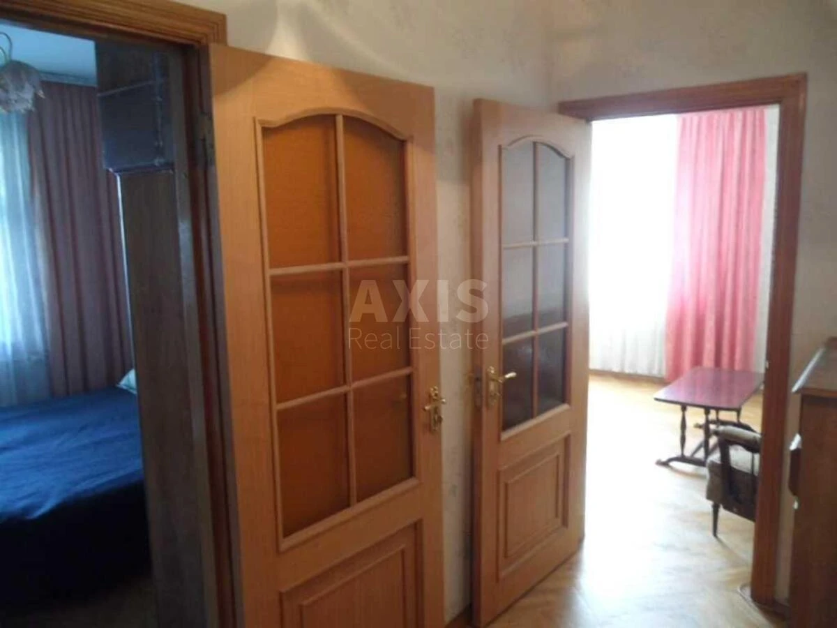 2k apartment vul. Rudenko Larysy 10В663398