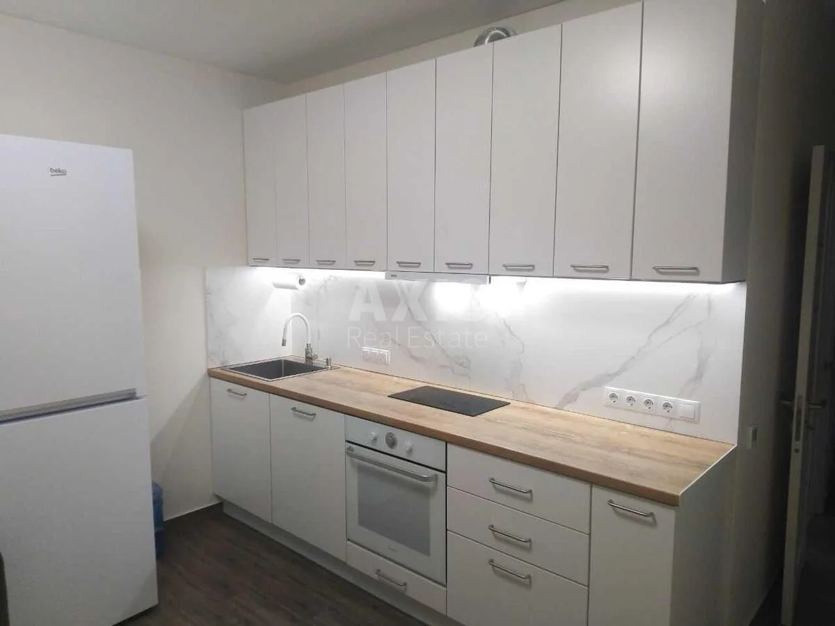 1k apartment pr-t Berestejskij 65Б