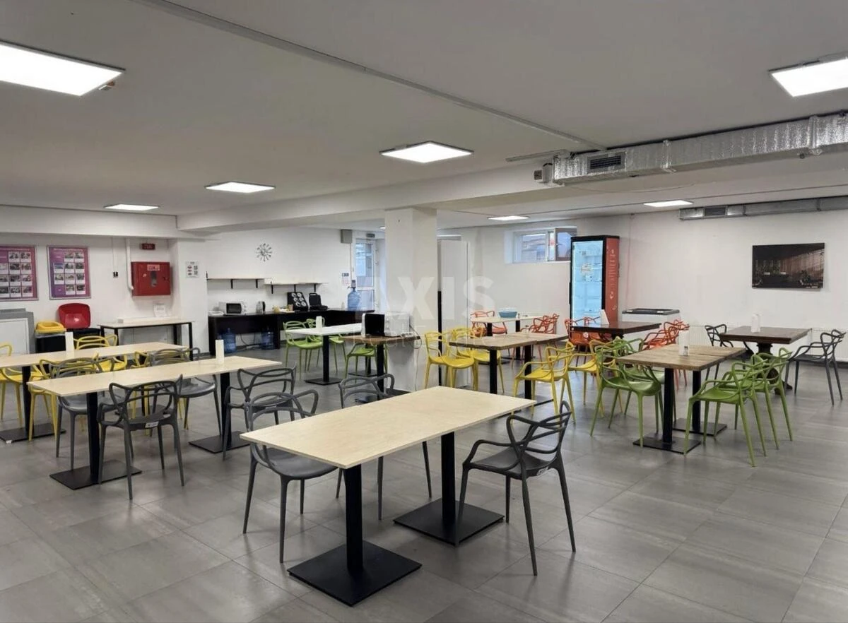 Office vul. Pymonenka Mykoly 13, 360m2698808