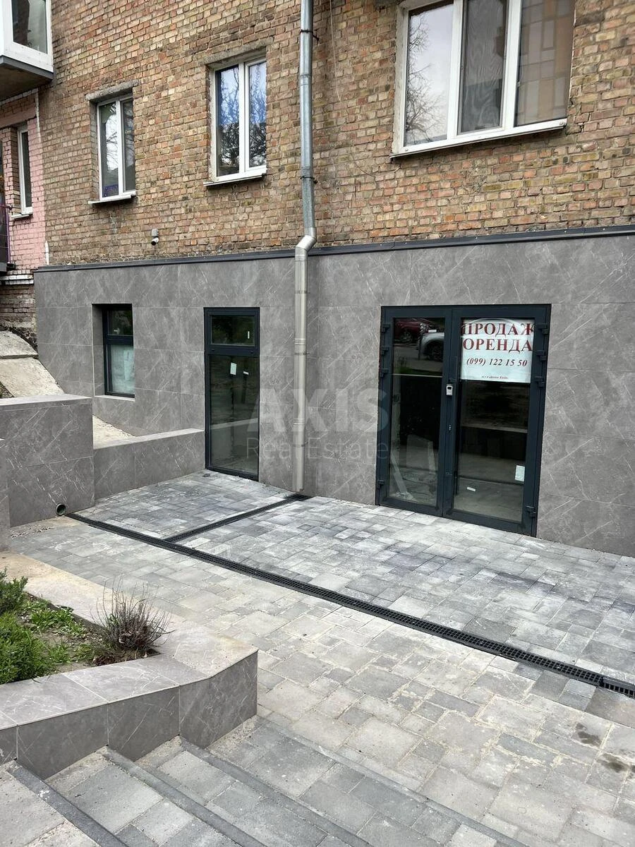 Trade object vul. Kudri Ivana 15, 86m2681210