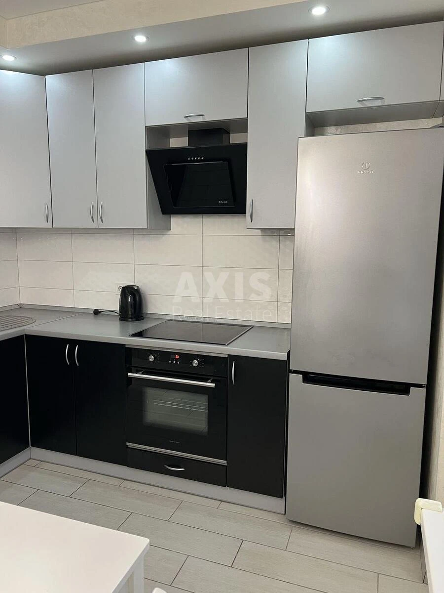 1k apartment vul. Rusovoi' Sofii' 7636090