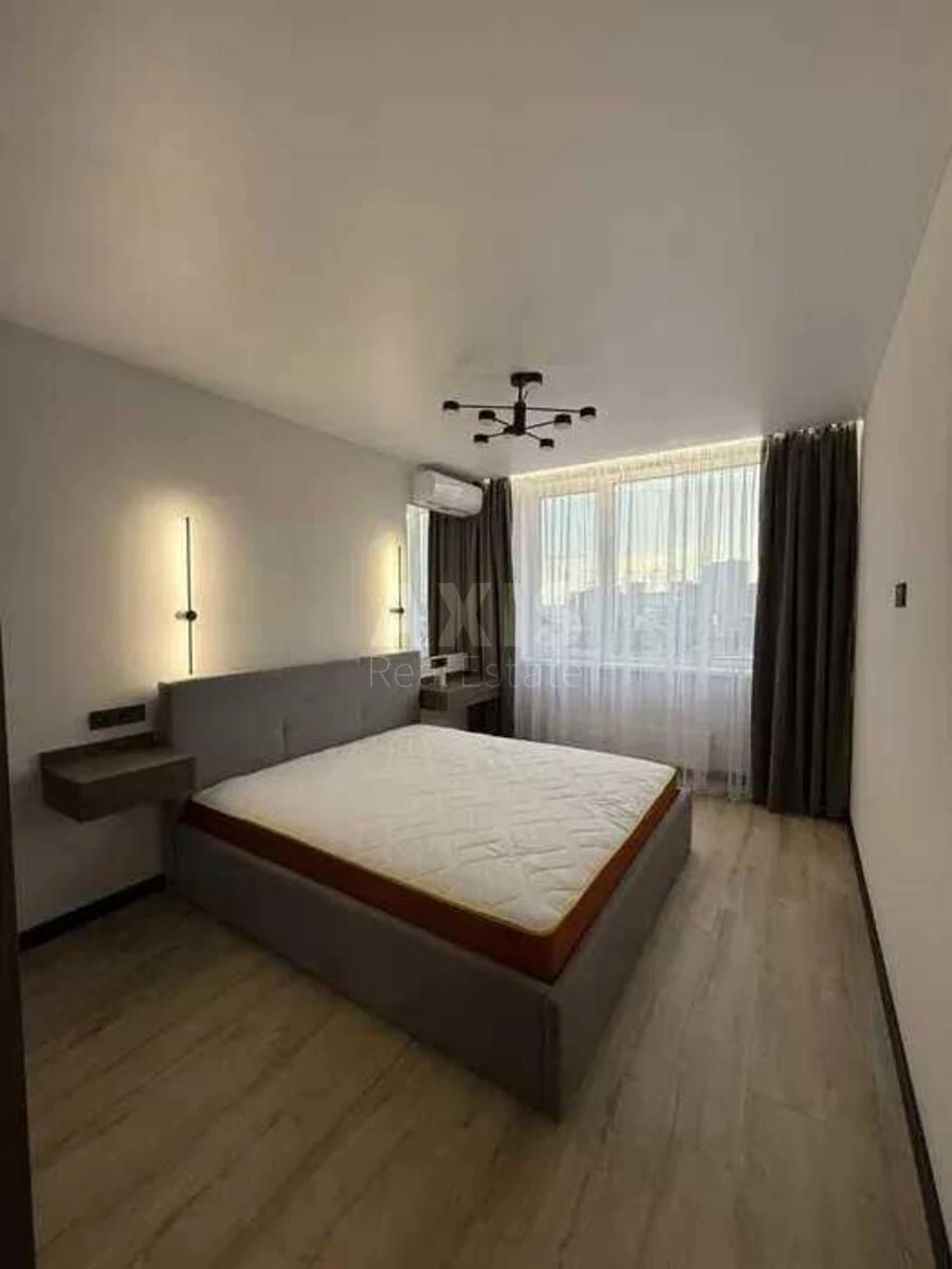 1k apartment vul. Rodyny Kristeriv 16671151