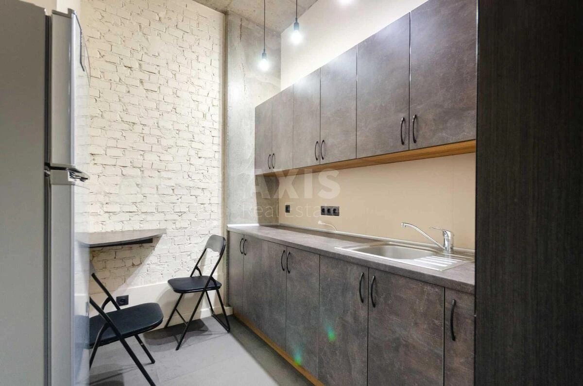 Office vul. Kudri Ivana 26, 92m2634474