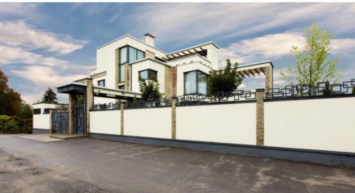 House vul. Sadova 8-a, 320m2, Kyiv city5859319