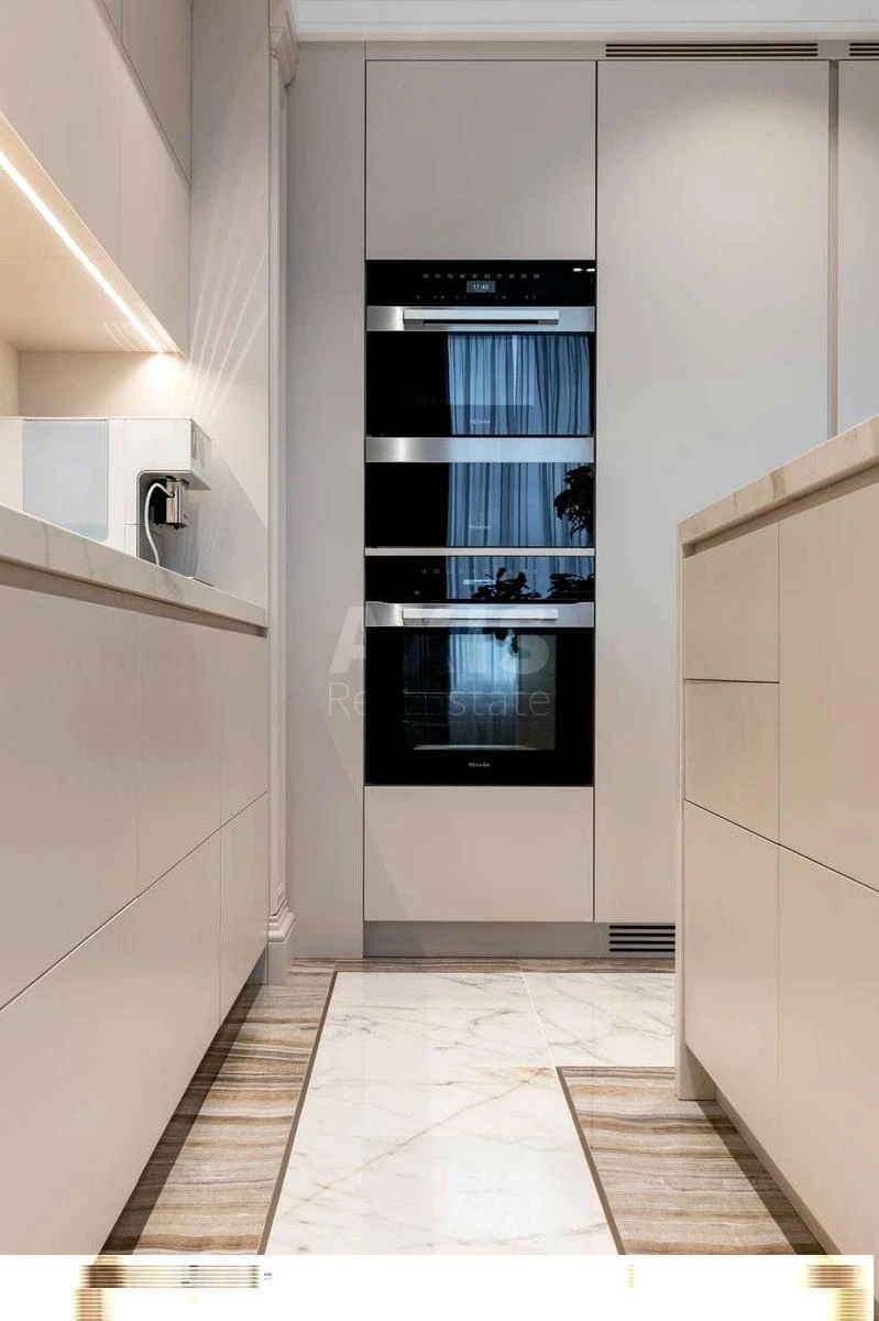 4k apartment vul. Kudri Ivana 7632924