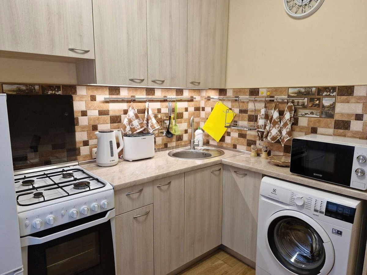 2k apartment vul. Radchenka Petra 2171650