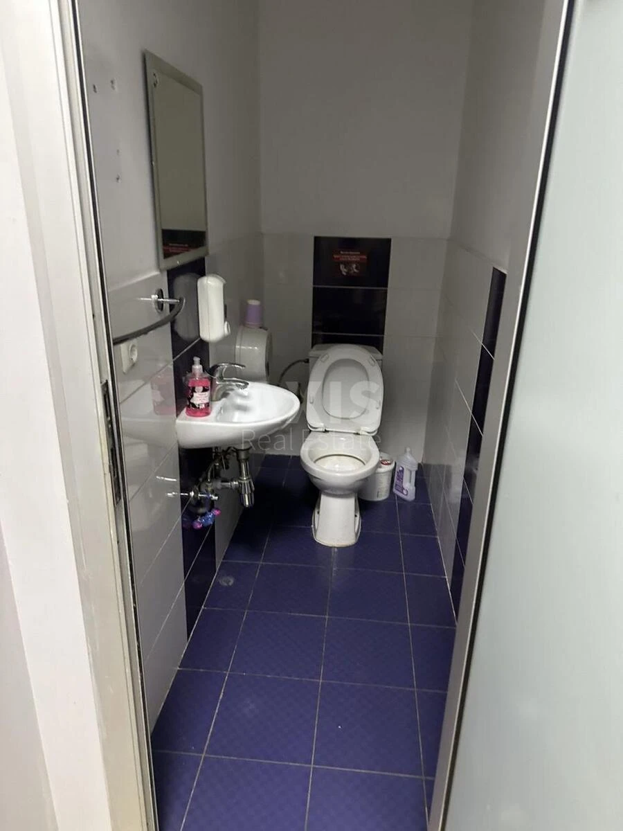 Объект торговли бул. Русановский 12, 65м2624595