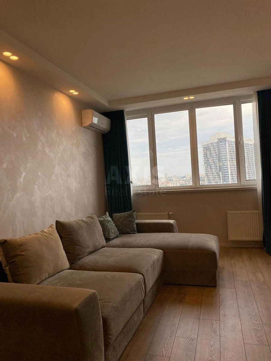 2k apartment pr-t Berestejskij 5Б667142