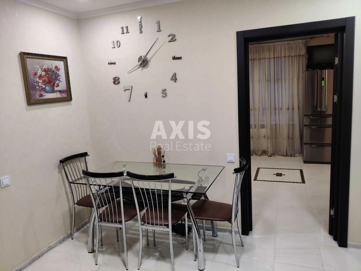 2k apartment vul. Yulia Zdanovska 34A672831