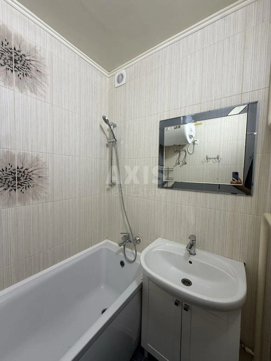 2k apartment vul. Antonovycha 1657110111