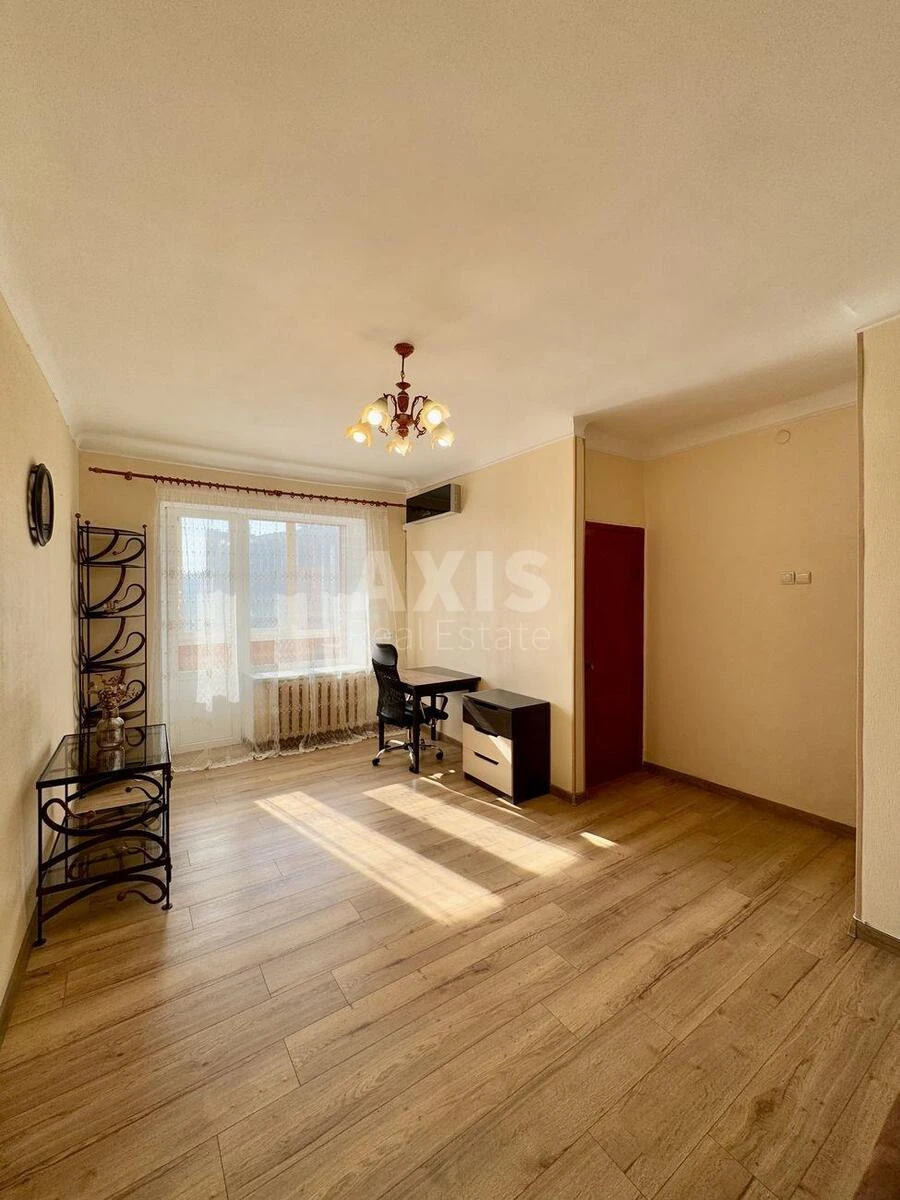 2к квартира пр-т Голосеевский 74671255