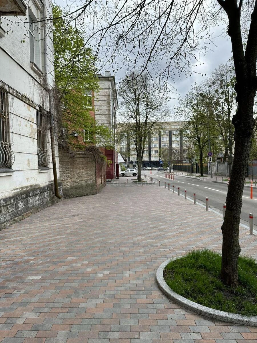 2k apartment vul. Kamjenjeva Komandarma 4717926