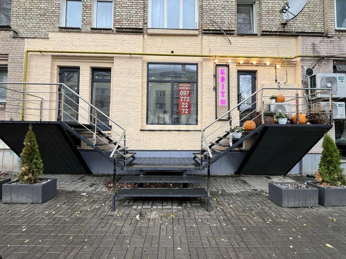 Trade object vul. Mezhygirs'ka 57/17, 92m263540