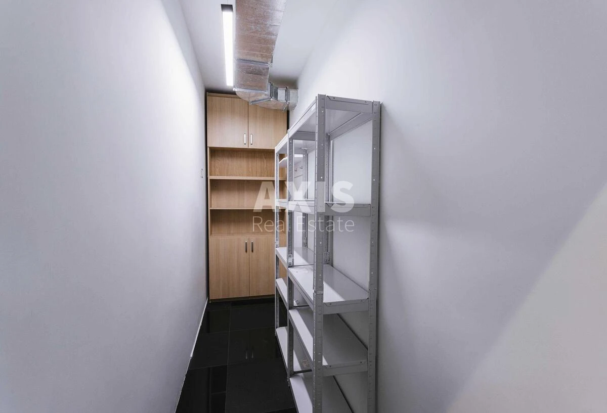 Office vul. Gonchara Olesja 9А, 153m25710712