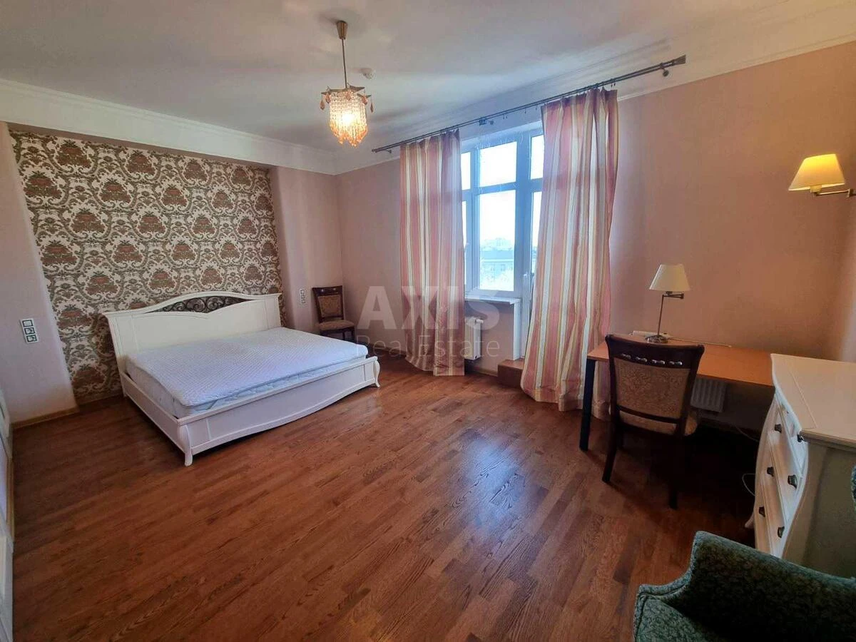 4k apartment vul. Jevgena Konoval'cja 44А7148015