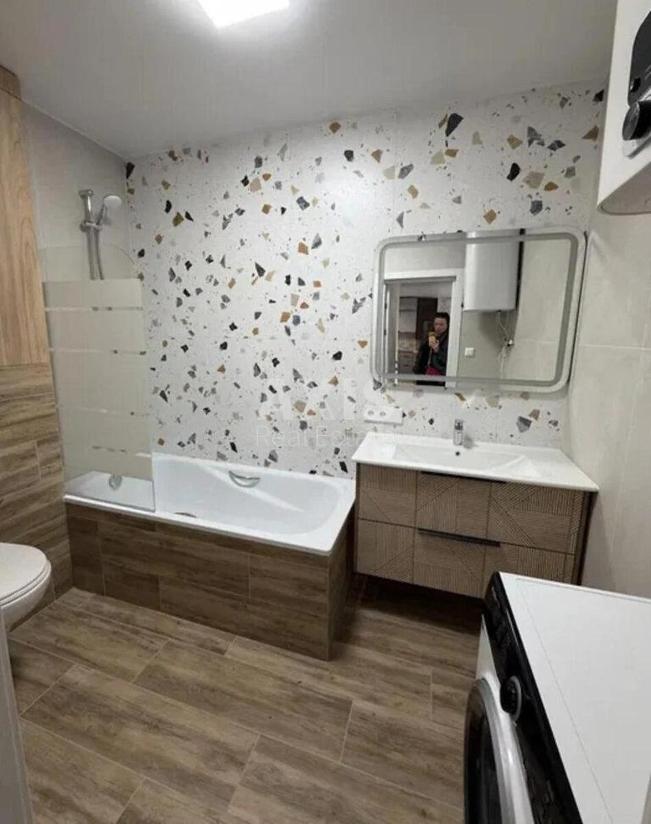 2к квартира ул. Выговского Ивана 40/12670465