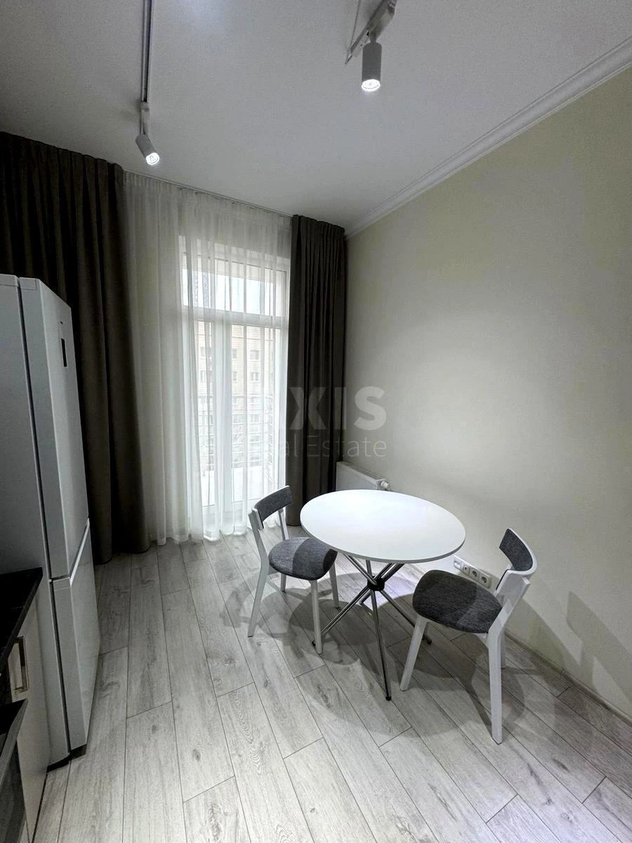 1k apartment vul. Vasylya Tyutyunnyka 52/1637606
