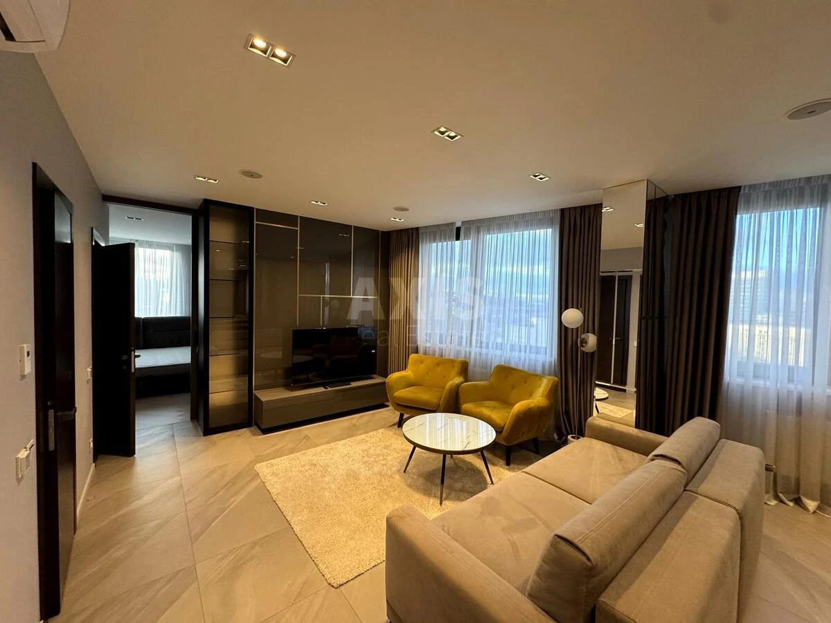 2k apartment vul. Antonovycha 747032913