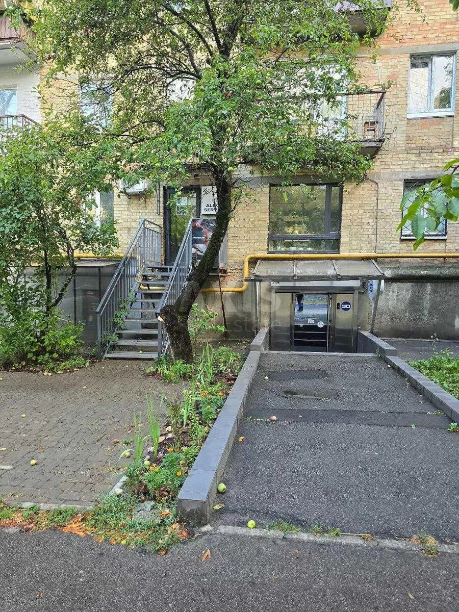 Trade object vul. Ioana Pavla II 22/21, 32m2672132