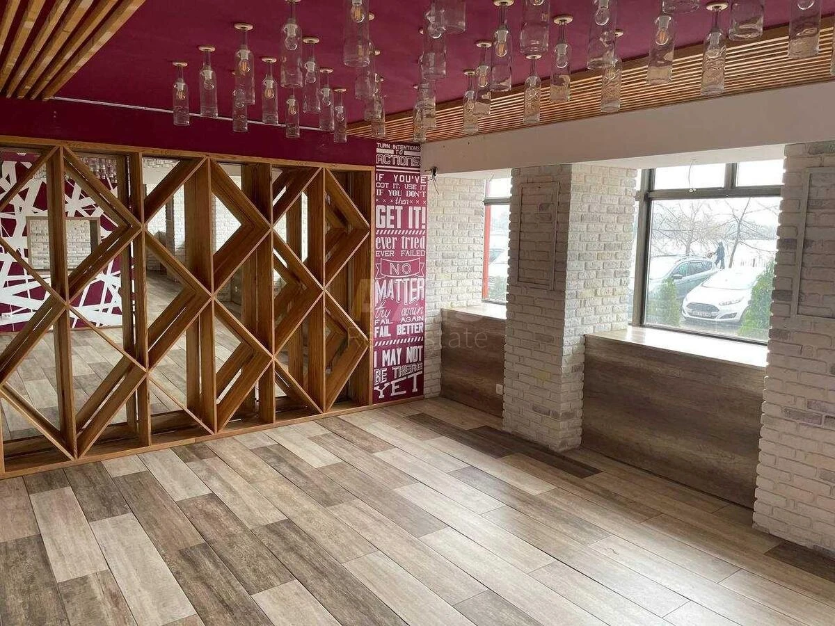 Office pr-t Volodimira Іvasyuka 20А, 201m2673689