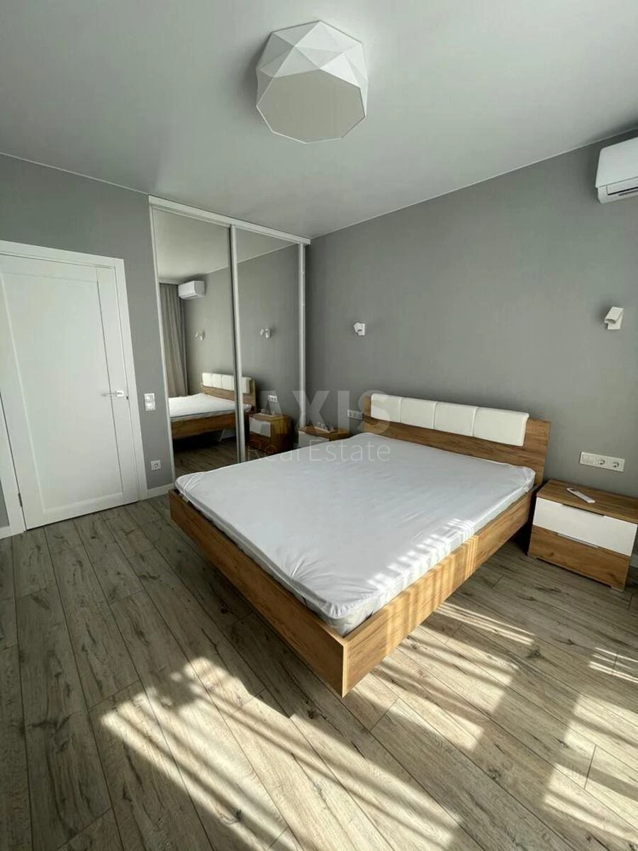 2к квартира ул. Джона Маккейна 2664441