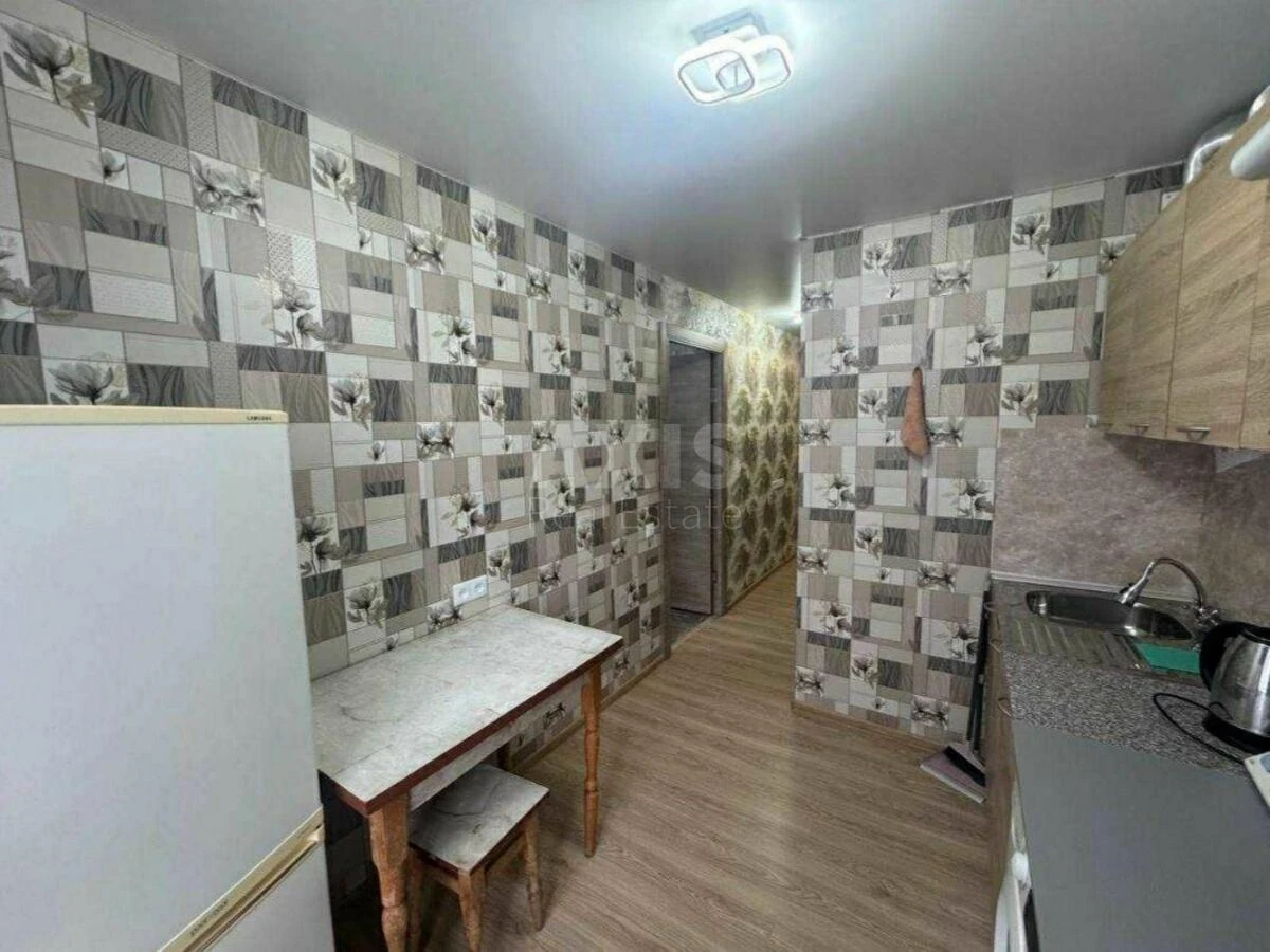 2к квартира ул. Джона Маккейна 20А696200