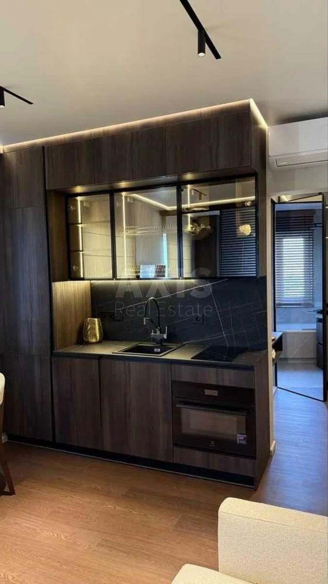 1к квартира вул. Михайла Максимовича 24