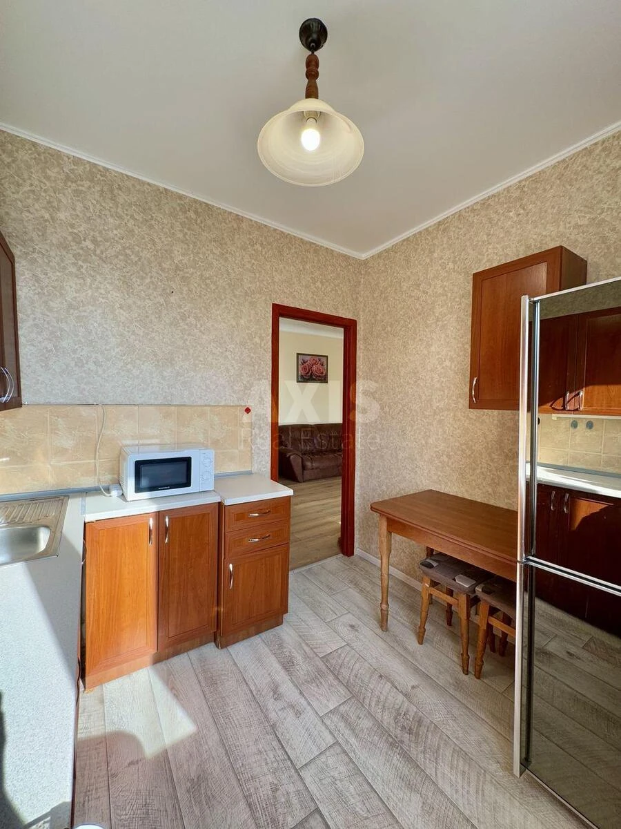 2к квартира пр-т Голосеевский 74671252