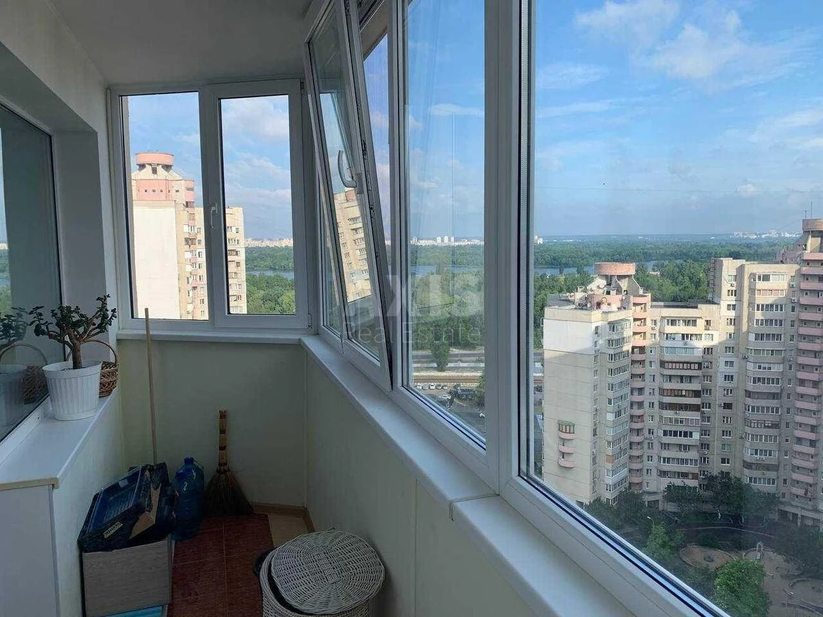 3k apartment vul. Bal'zaka Onore de 4А684915