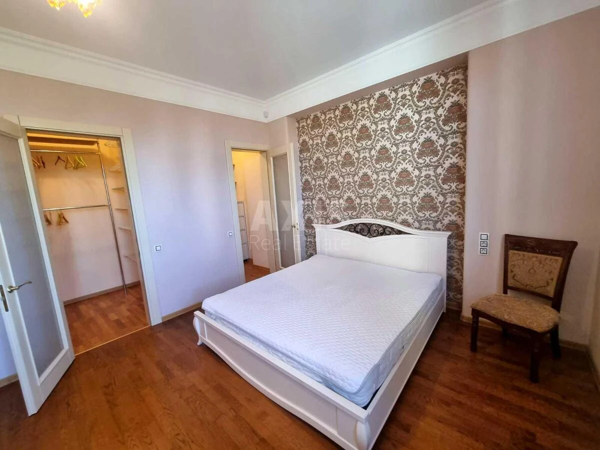 4k apartment vul. Jevgena Konoval'cja 44А7148012