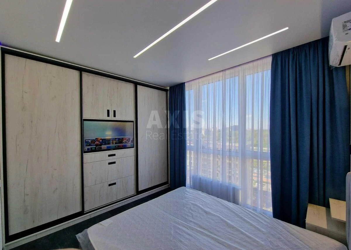 1k apartment vul. Saljutna 2Б599513