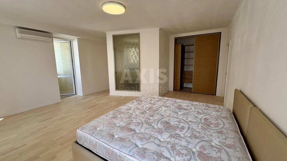 3k apartment vul. Nazarivs'ka 7Б6737510