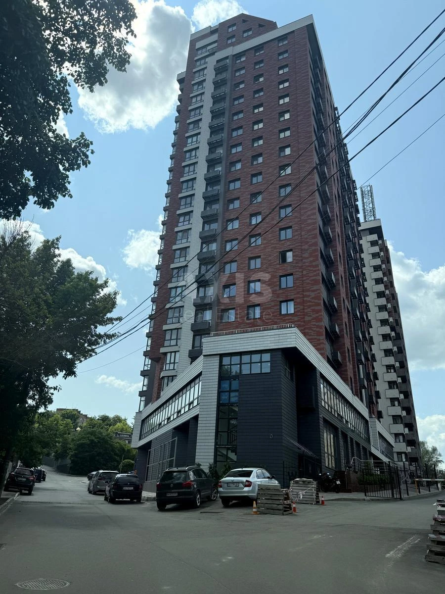 Office vul. Kustanajs'ka 13, 66m26004712