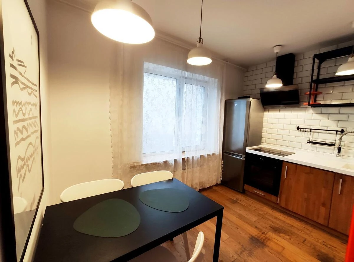 3k apartment vul. Levka Lukyanenka 33/35677491