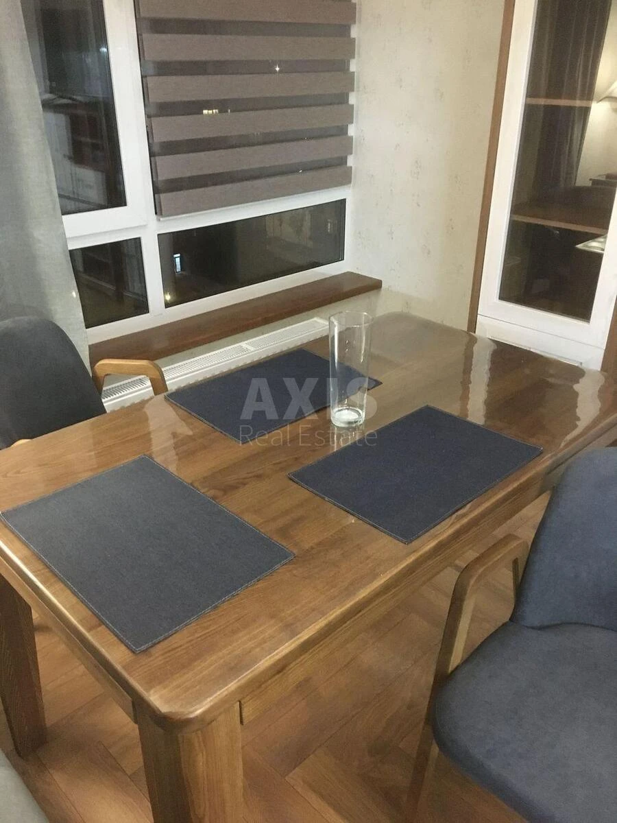 1к квартира ул. Александра Олеся 9А645112