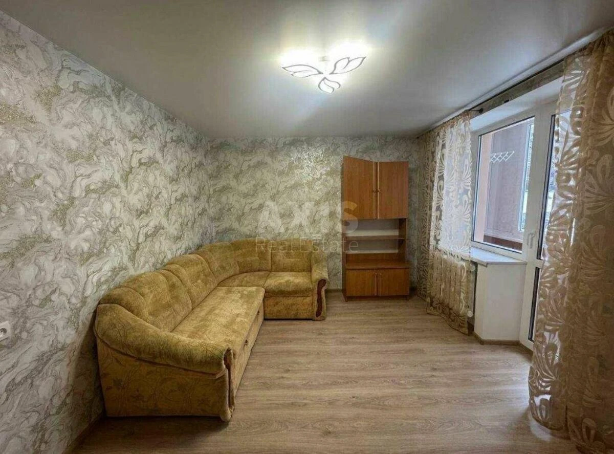 2к квартира ул. Джона Маккейна 20А696201