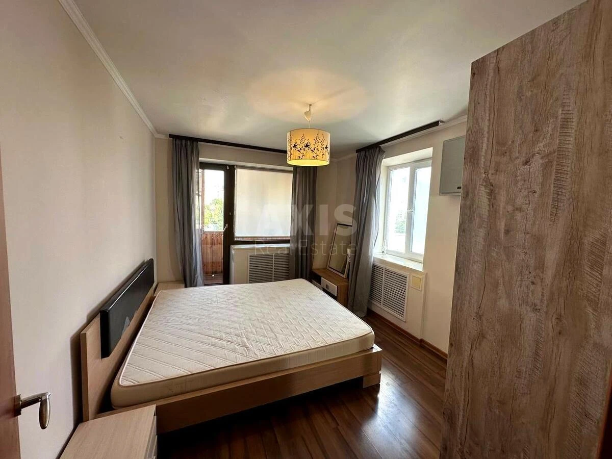 3k apartment vul. Jevgena Konoval'cja 15/4665472