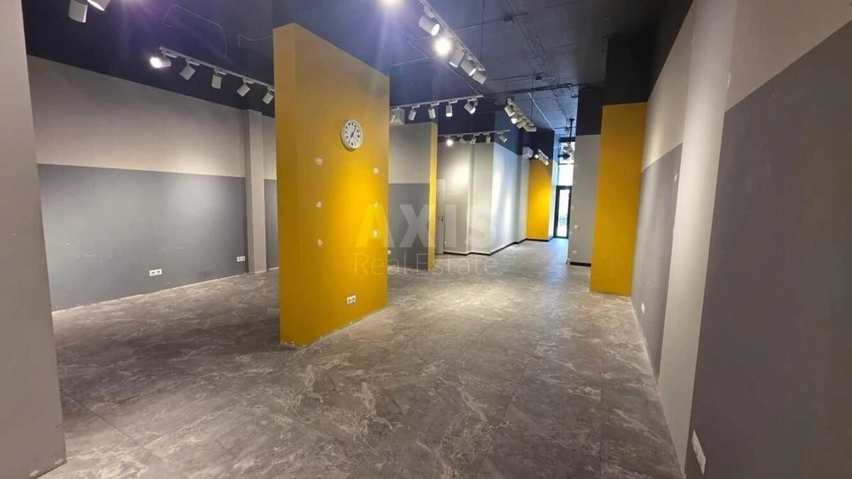 Trade object vul. Revuc'kogo 40Б, 80m269720